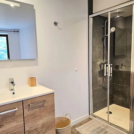 De 80m² Plein Sud Entierement Renove